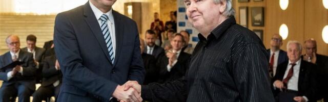 MEEDIAVALVUR: on naljapäev, nii et elagu ühendpartei EKRE 200!