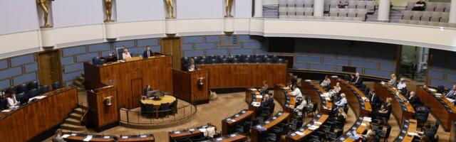 Soomes tõusis parlamendi liikmete palk. Kommenteerijate sõnul säästutalgud nähtavasti jõukaid ei puuduta