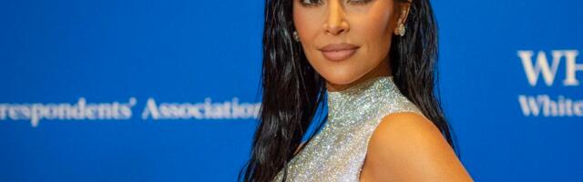 Aegade kummalisim toode? Kim Kardashiani pesufirma tõi turule võlts-intiimpiirkonnakarvadega stringid