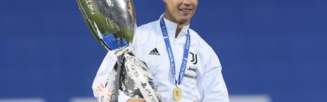 Peatreener Pirlo võitis Juventusega esimese karika, Ronaldost sai aegade parim väravakütt