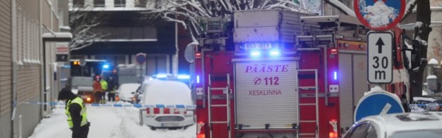 FOTOD | Lastekodu tänava hoonest leitud kahtlase eseme tõttu evakueeriti inimesed
