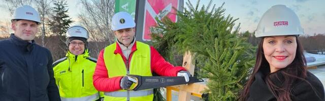 Tõrvandi Kooli uues majas peeti sarikapidu