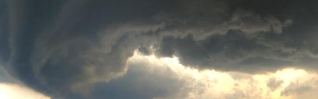 ILMATEADE | Päev toob endaga kaasa hoovihmad ja äikeseohu