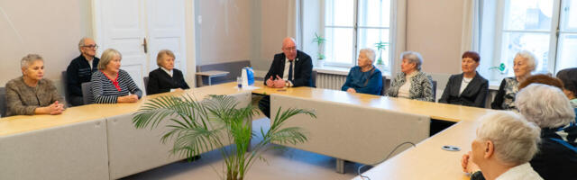 PILTUUDIS  | Arvo Aller võõrustas Jõhvi seeniore