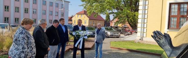 Võrus mälestati Estonia parvlaeva katastroofis hukkunuid