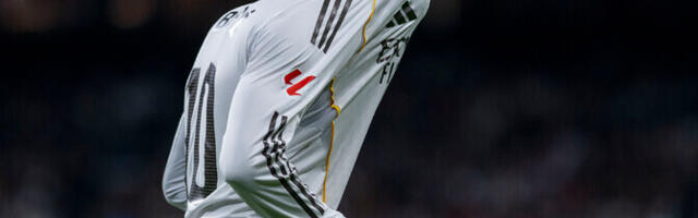 Madridi Real lagunes kodupubliku ees