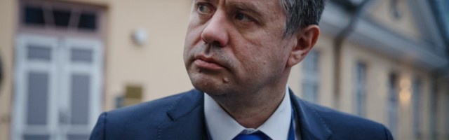 Urmas Reinsalu: keset majandus- ja viirusekriisi tahetakse OMA RAHVAST suukorvistada?