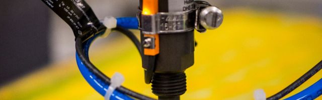 iguse deltarobot tagab tulepüsiva klaasi tootmise kulutõhusa automatiseerimise