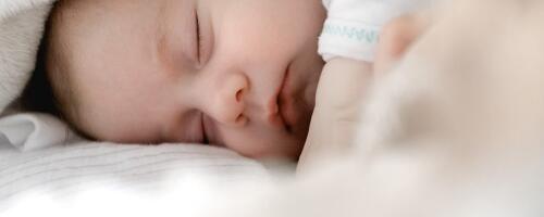 Esmasündinu eriline roll: miks pere esimene laps kannab suguvõsa suurimat jõudu