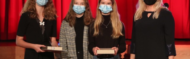 Riina Solman andis üle kodanikupäeva aumärgid ja koolinoorte ideekonkursi võidud