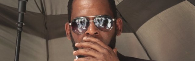 Seksuaalses väärkohtlemises süüdistatud R. Kelly elas vanglas üle ränga kallaletungi: advokaat nõuab räppari vabastamist