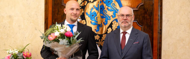 Keskkonnatehnoloogia professor Kuno Kasak räägib inauguratsiooniloengul ökosüsteemide taastamisest ja kliimamuutuste leevendamisest