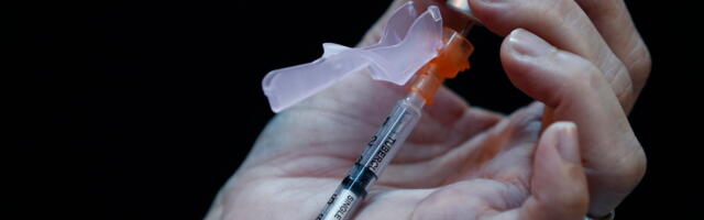 Rootsi arstid nõuavad vaktsiiniuuringu pettuse tõttu Covid-19 vastu vaktsineerimise peatamist