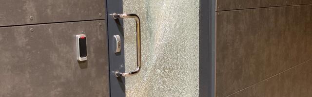 Politsei pidas kinni õhkrelvaga Valga tanklas klaasi puruks lasknud mehe