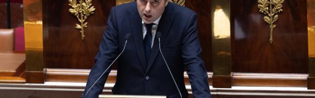 Prantsusmaa Lecornu peatab pensionireformi valitsuse kokkuvarisemise vältimiseks 