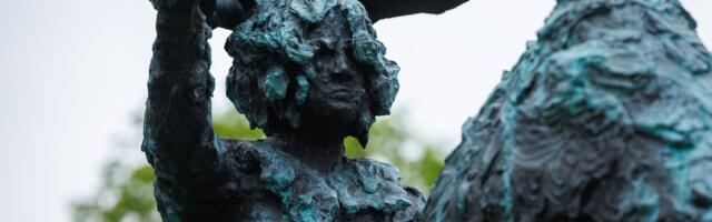 Jaak Valge monumenditülist: Ostra-Oinasele omistatav kommunismimeelsus või Eesti-vastasus on ülekohtune