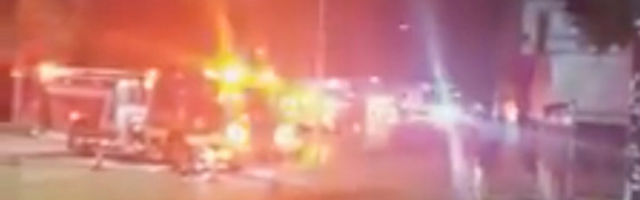 VIDEOD | USA käskis sulgeda Hiina konsulaadi Houstonis, hoovis põletati pabereid