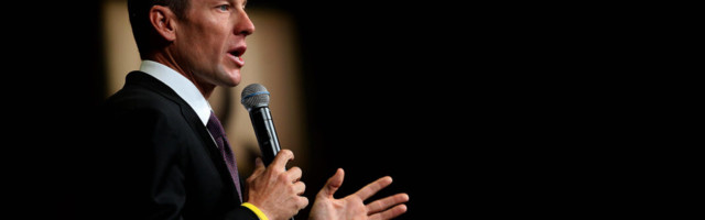 Lance Armstrongi jalgrattapood lõpetas Antifa ja BLMi hirmus politsei teenindamise