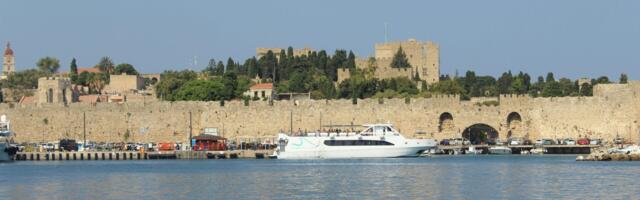 Kreeka reisid lastega – miks on see ideaalne valik perepuhkuseks?