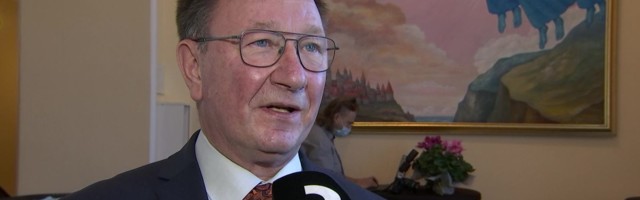 Reporter: Eesti Naisliit kuulutas tänavuseks Aasta Isaks nelja lapse isa ja Eesti Maaülikooli teadur Arvo Tuvikese!