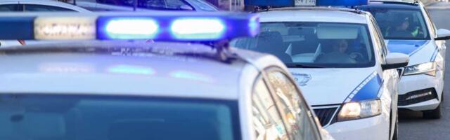 HOROR U ZEMUN POLJU: Muškarac (31) zario mladiću (23) sečivo u grudi jer mu je napao sina?