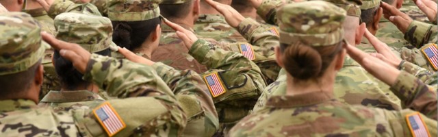 71% USA noortest ei kõlba sõjaväkke: armee peibutab poliitkorrektsete multifilmide abil seksuaalvähemusi