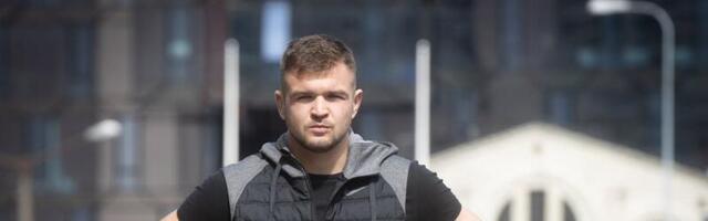 Teist põlve Richard Karelson teeb Maailma-Kristjani kombel vangivalvuri tööd ja võidab maadluses medaleid