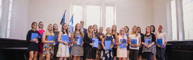 Pärnu meer õnnitles raekojas kuldmedaliste