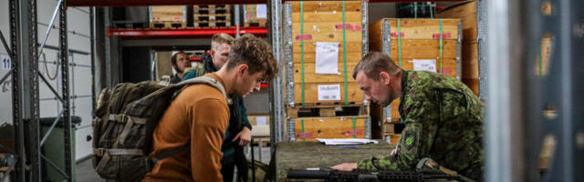 62. lahinguteeninduspataljoni reservväelased värskendavad õppekogunemisel teadmisi ja oskusi