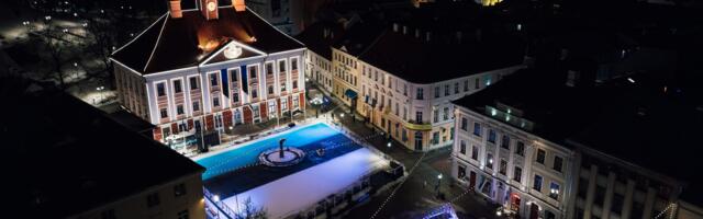 Kultuuripealinn üllatas saabuva sünnipäeva puhul Eestit suure jääst lipuga