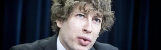 FOTO | „No minule meeldis loomulik soeng.“ Tanel Kiik üllatas valimispäeval stiilimuutusega