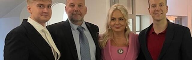 FOTOD | Riina Solmani poeg abiellus_ minu süda rõõmustas väga, et nad üksteist leidsid!