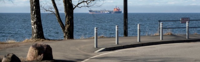 Kohalikud elanikud ja transiidifirmad nõuavad Tallinna lahel ohtliku naftaäri keelamist