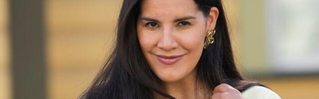 Raadiohääl Carine Jessica Kostla_ mu süda on olnud mitmel korral kildudeks ja sellest on veel buldooseriga üle sõidetud