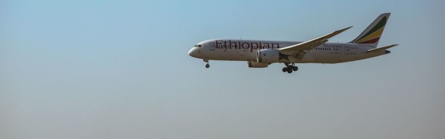 Etioopia lennufirma lennuk maandus valel lennuväljal