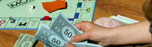 Pangad nöörivad lapsevanemaid röövellike teenustasudega