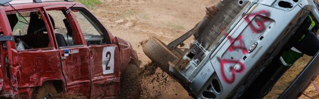 FOTOD JA VIDEO | Omanäolisel romurallil ei tulnud puudust kokkupõrgetest, väljasõitudest ega katusel käimistest