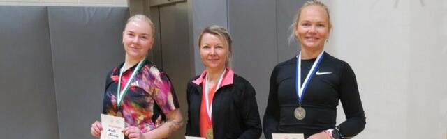 Viljandimaa parimad sulgpallurid said Heimtalis meistrimedalid kaela