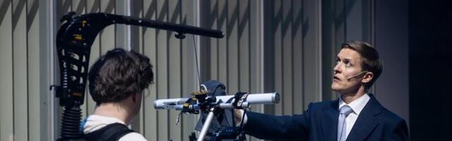 SAHINAD | Vabariigi valitsuse büroo töötaja otsis lisateenistust