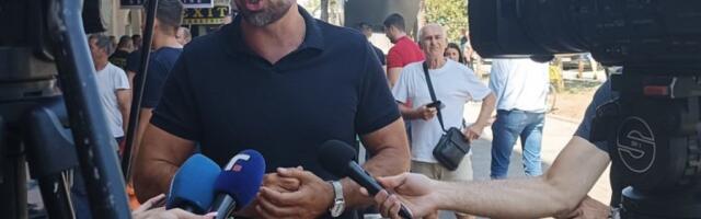 ORGANIZOVANI HAOS, HTELI SU NEKOGA DA POVREDE! Oglasio se gradonačelnbik Novog Sada o blokaderskim protestima!