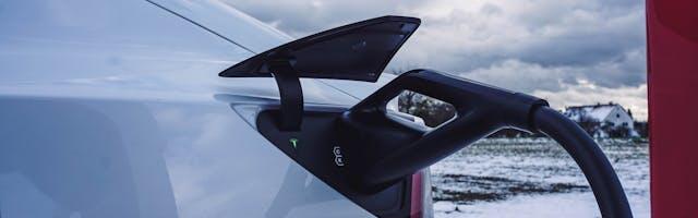 Talv paneb hübriidauto teistmoodi käituma – mida peaks juht teadma?