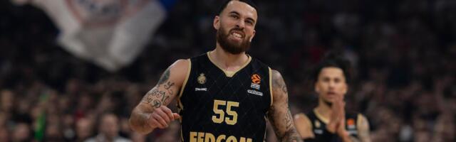 SOČNE PSOVKE MAJKA DŽEJMSA! Udario na Evroligu kao nikada do sada!