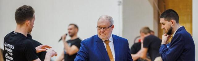 Kuuemänguline juhendamiskeeld ja 10 000-eurone trahv. Korvpalliliit määras Peep Pahvile kõige karmima karistuse