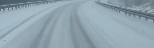 Ovo je možda najstrašniji snimak u Srbiji danas: Put zavejan, sneg veje, ne čuje se ništa, a okolo sve belo