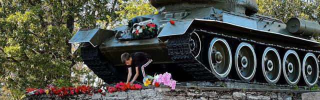 Narva volikogu keeldus tanki viivitamatult demonteerimast