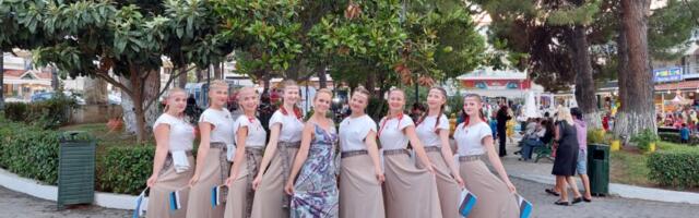 REIS | Hiiumaa noorte tantsijate lõpureis viis Kreekasse