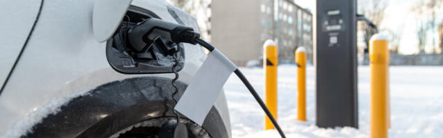 Kas elektriauto kindlustamine on kallim kui sisepõlemismootoriga auto kindlustus?
