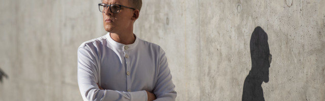 Tuttav telenägu Raekojas