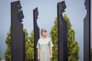 Kodu lasteaia, poe, muuseumi ja elamustänava lähedal