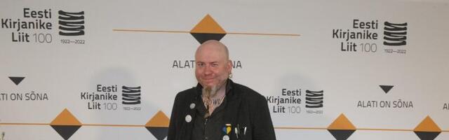 ÕPETAJA ROLLIST ÕPILASE ROLLI! Jürgen Rooste alustab magistriõpinguid: tunnen, et mu teekond kirjanduses on pooleli